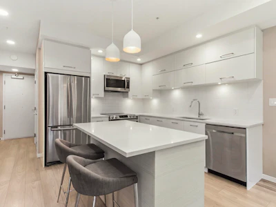 309-38033 Second Avenue - 4