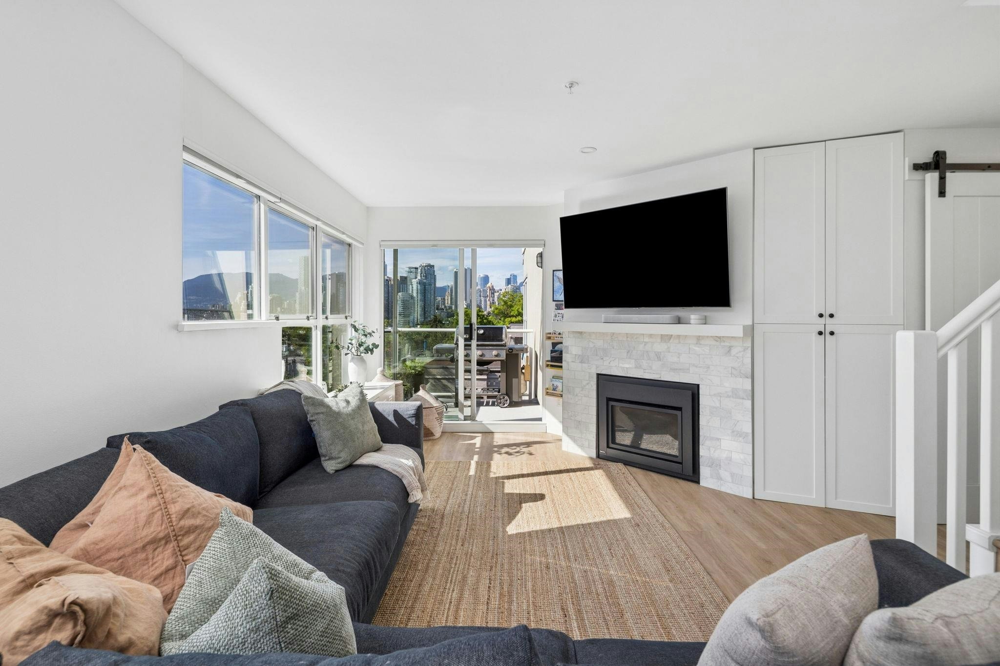 103-933 W 8th Avenue - 3