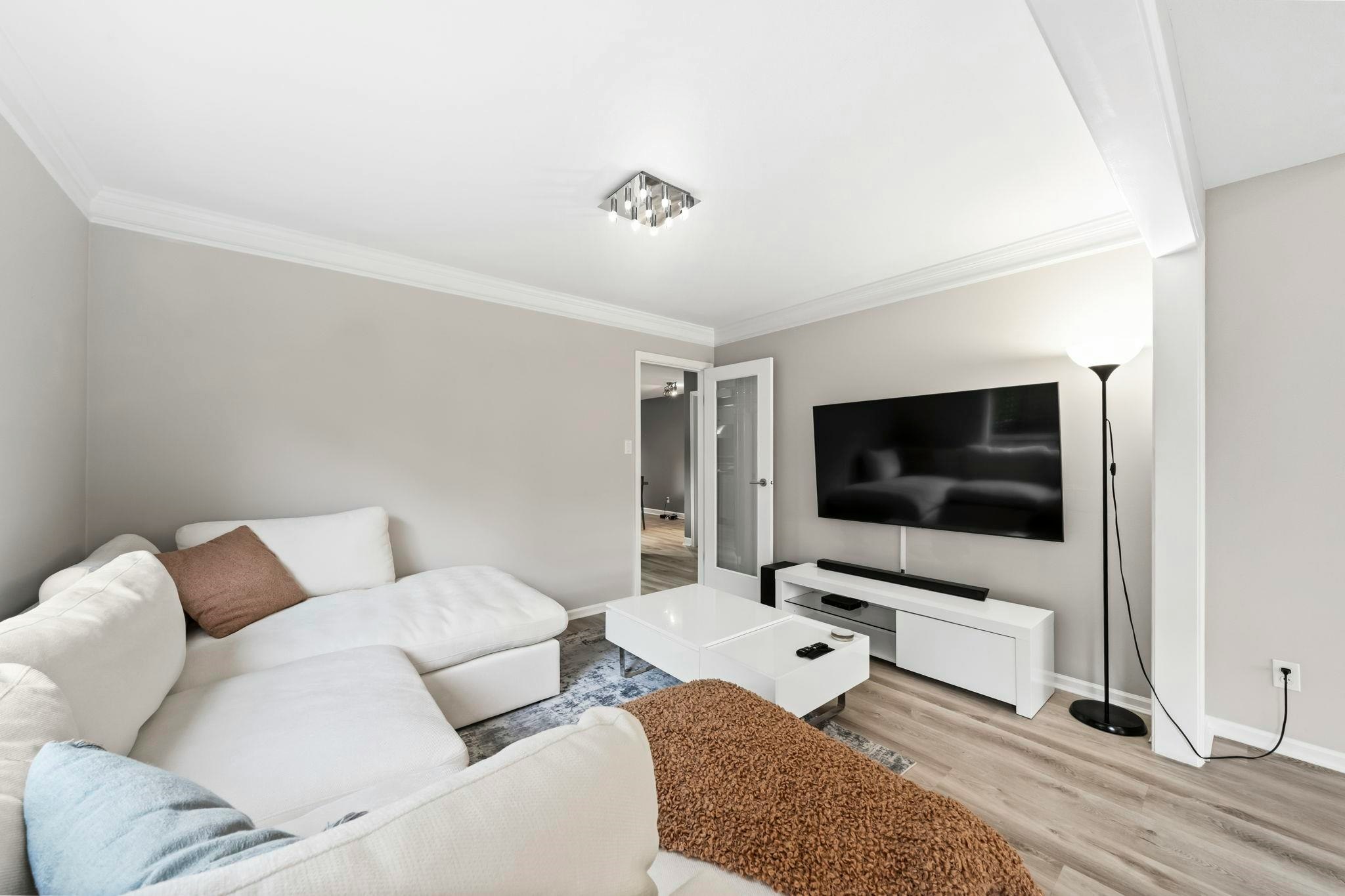 3011 Broadway Street, Richmond, BC, V7E 2X1 - 26