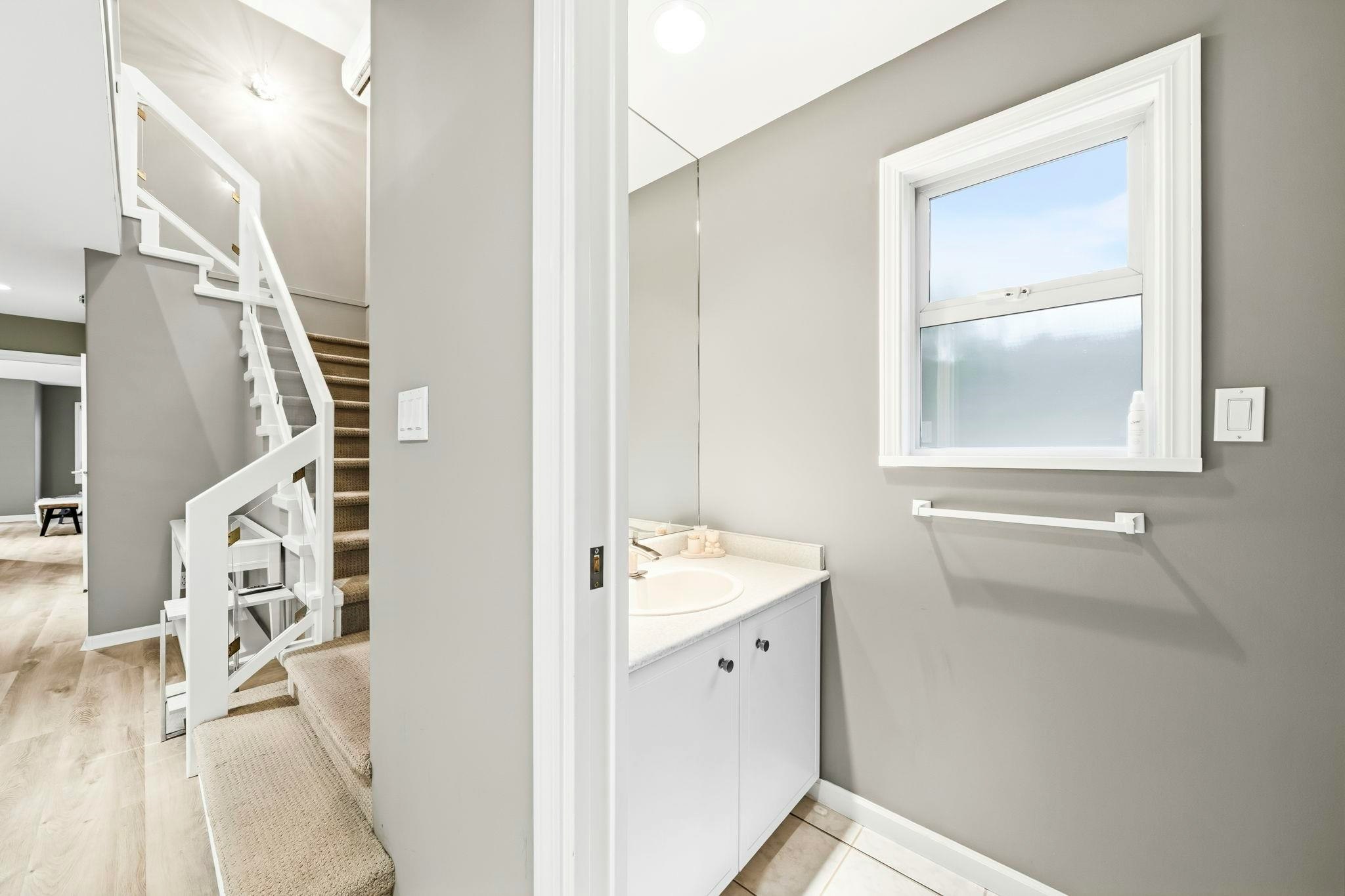3011 Broadway Street, Richmond, BC, V7E 2X1 - 39