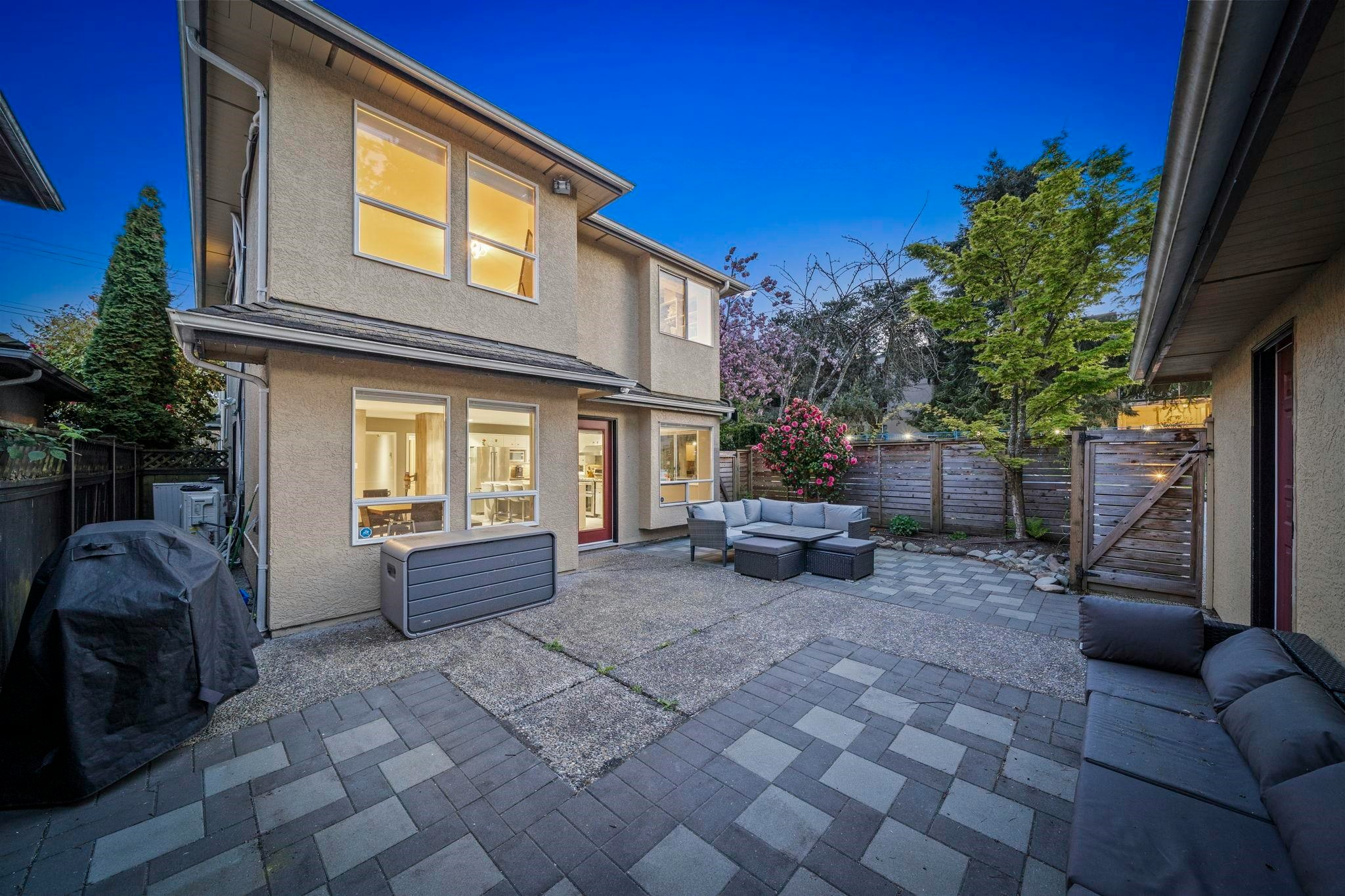 3011 Broadway Street - 4