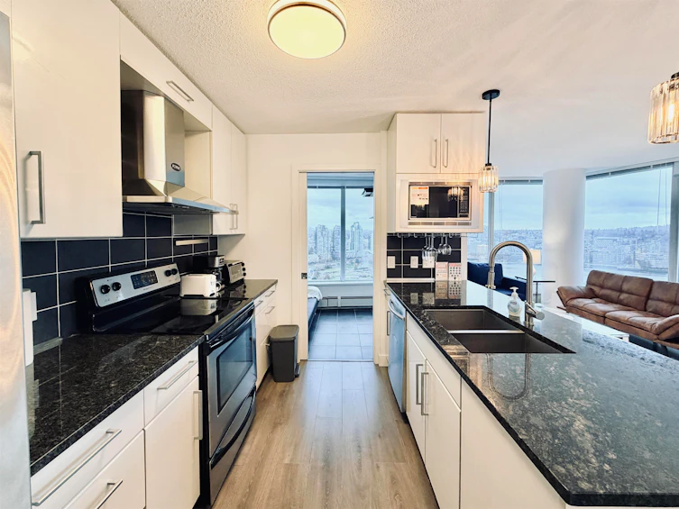 2705-689 Abbott Street, Vancouver, BC, V6B 0J2 - 12