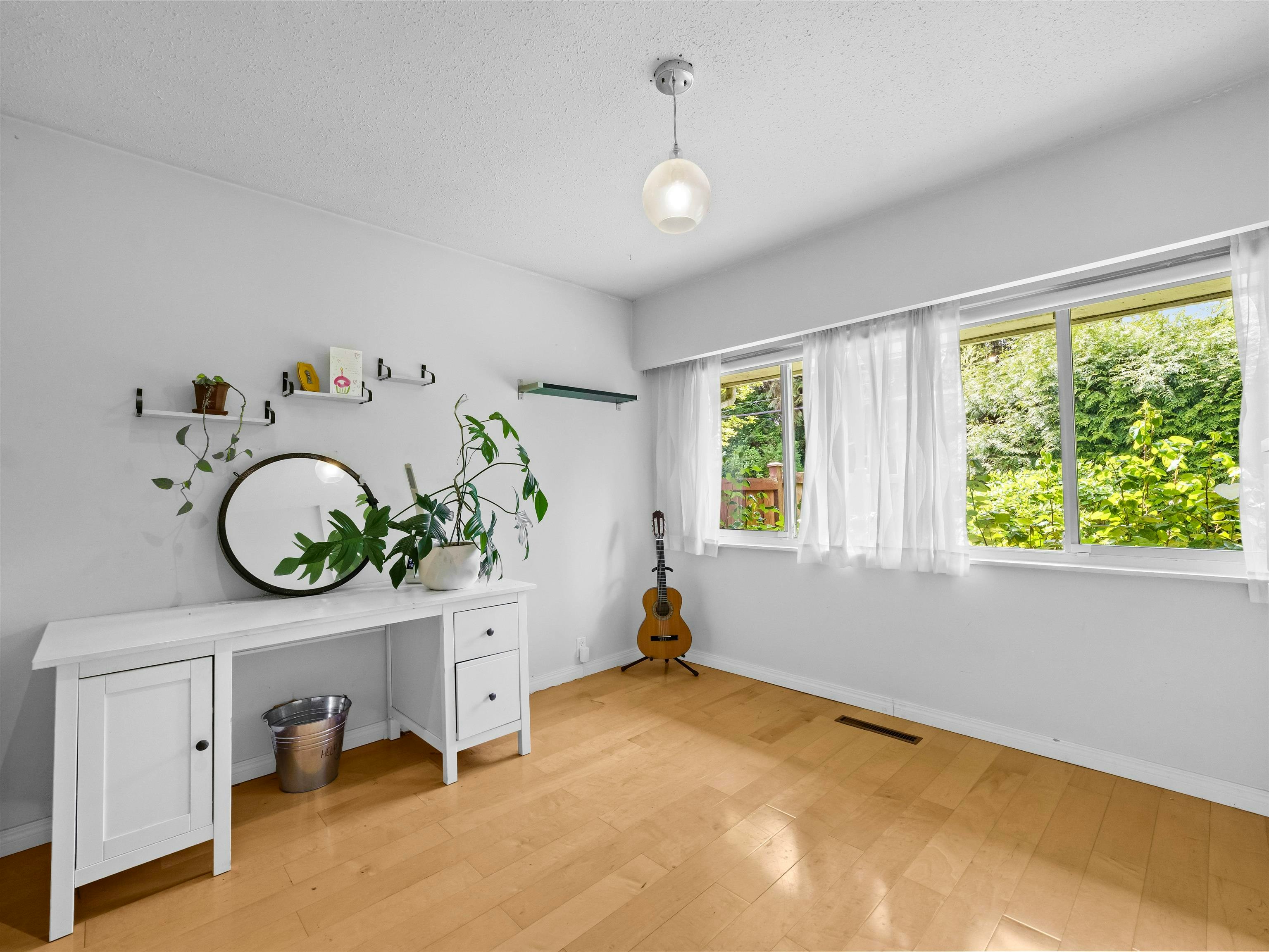 998 Fairway Drive, North Vancouver, BC, V7G 1L8 - 25