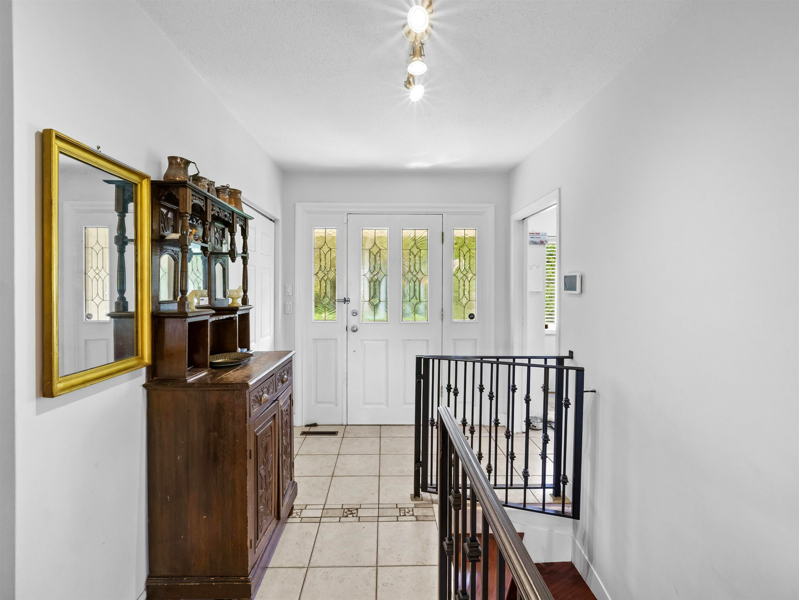 998 Fairway Drive, North Vancouver, BC, V7G 1L8 - 12