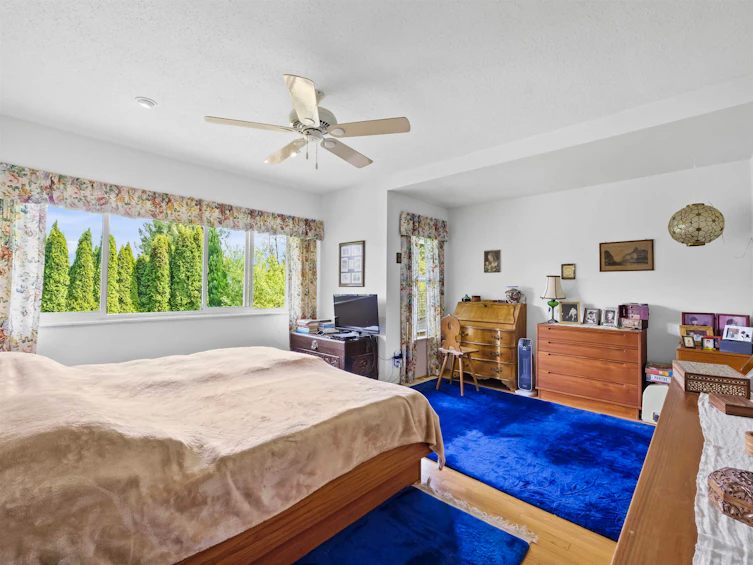 998 Fairway Drive, North Vancouver, BC, V7G 1L8 - 23