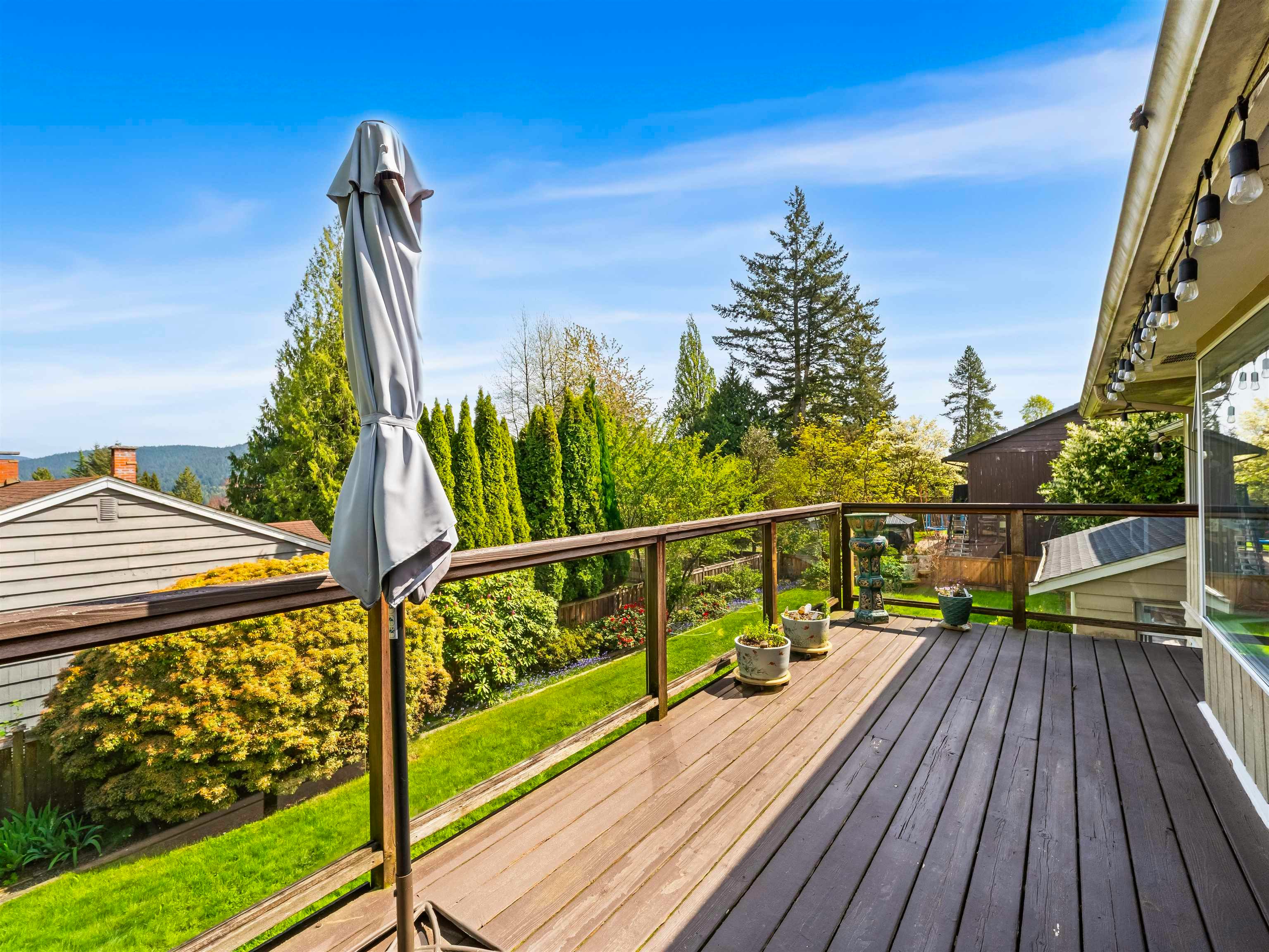 998 Fairway Drive, North Vancouver, BC, V7G 1L8 - 18
