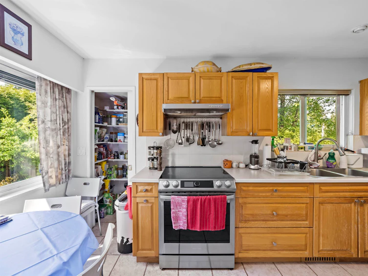 998 Fairway Drive, North Vancouver, BC, V7G 1L8 - 20