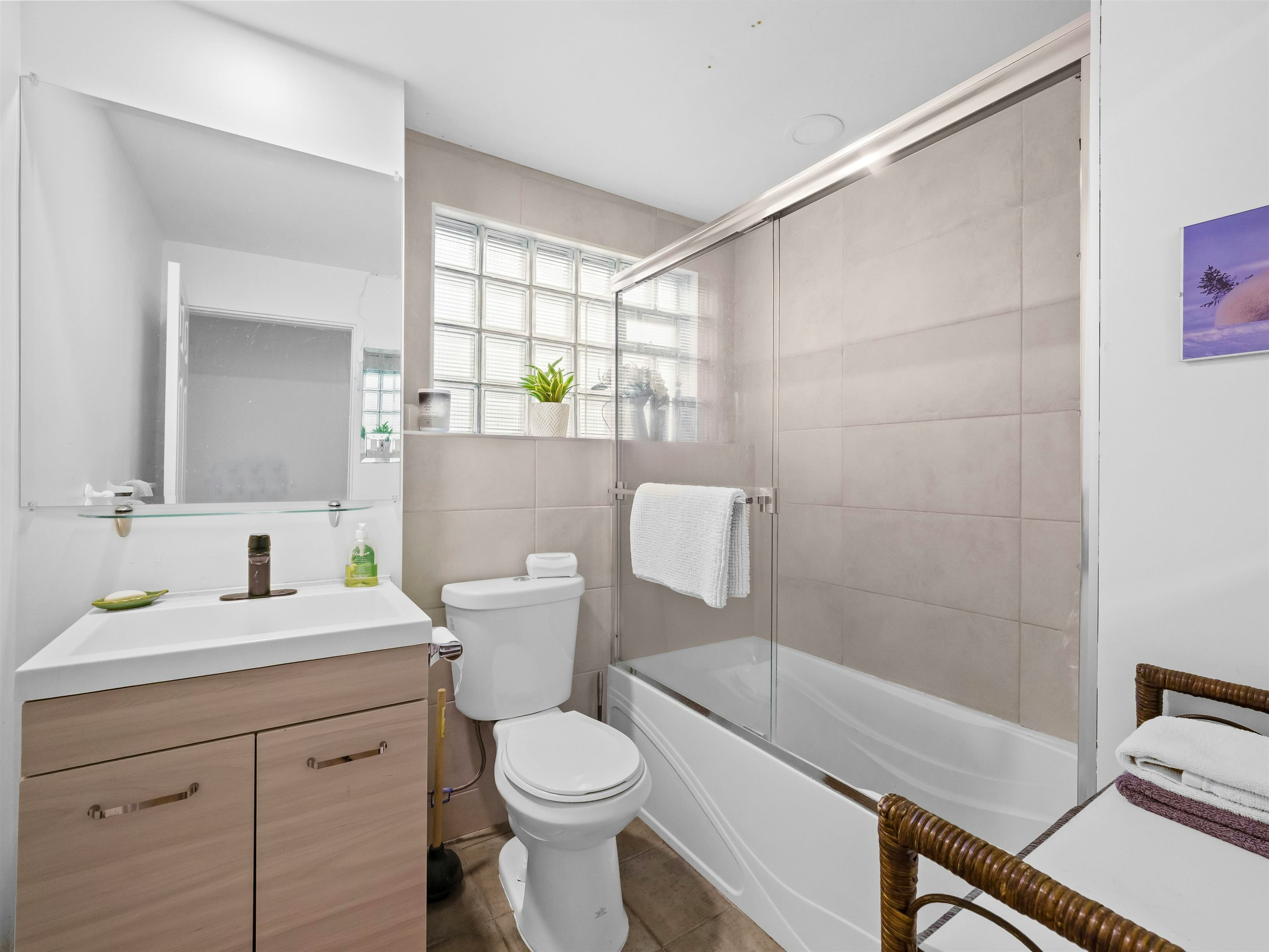 998 Fairway Drive, North Vancouver, BC, V7G 1L8 - 32
