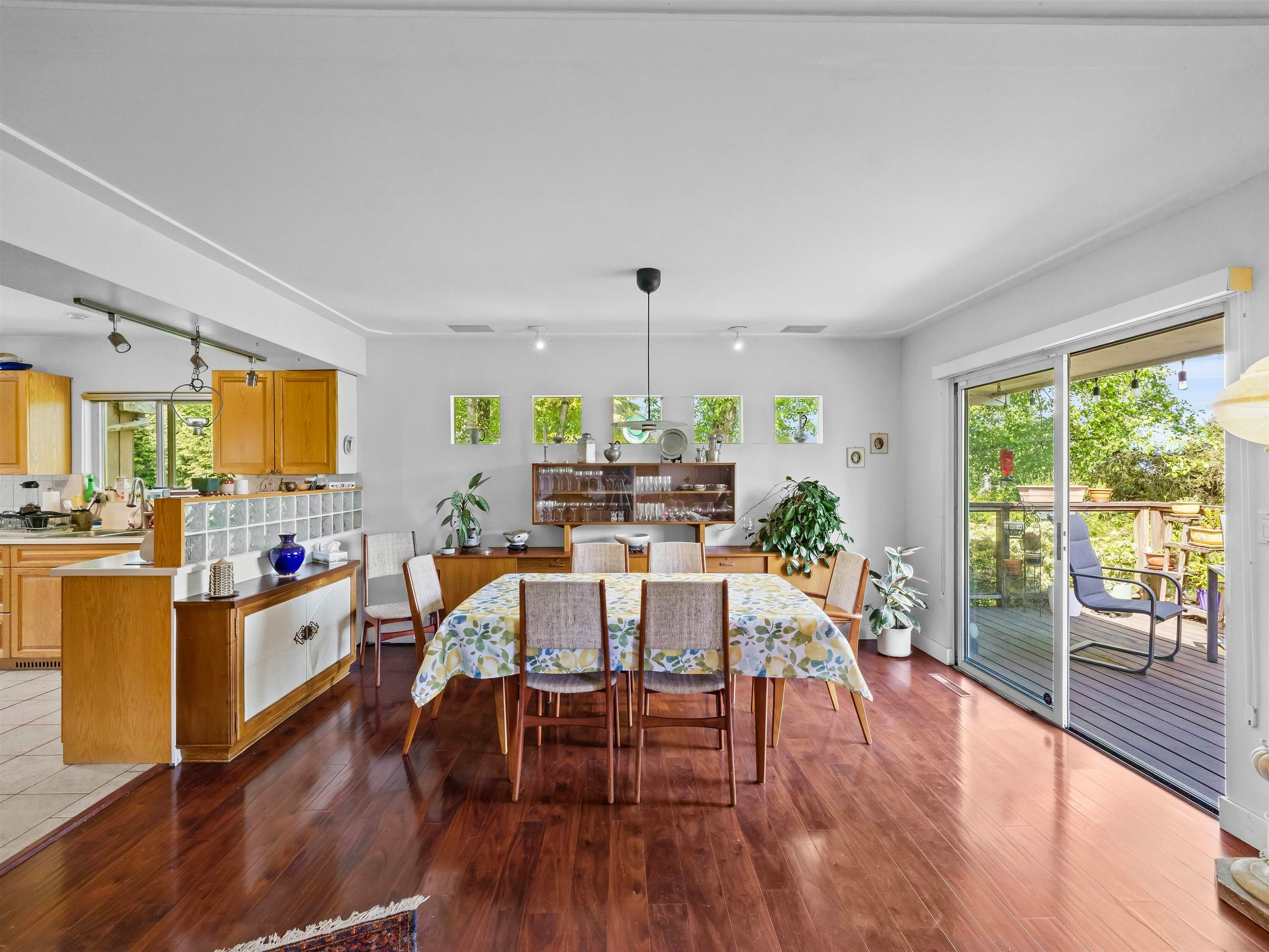 998 Fairway Drive, North Vancouver, BC, V7G 1L8 - 16