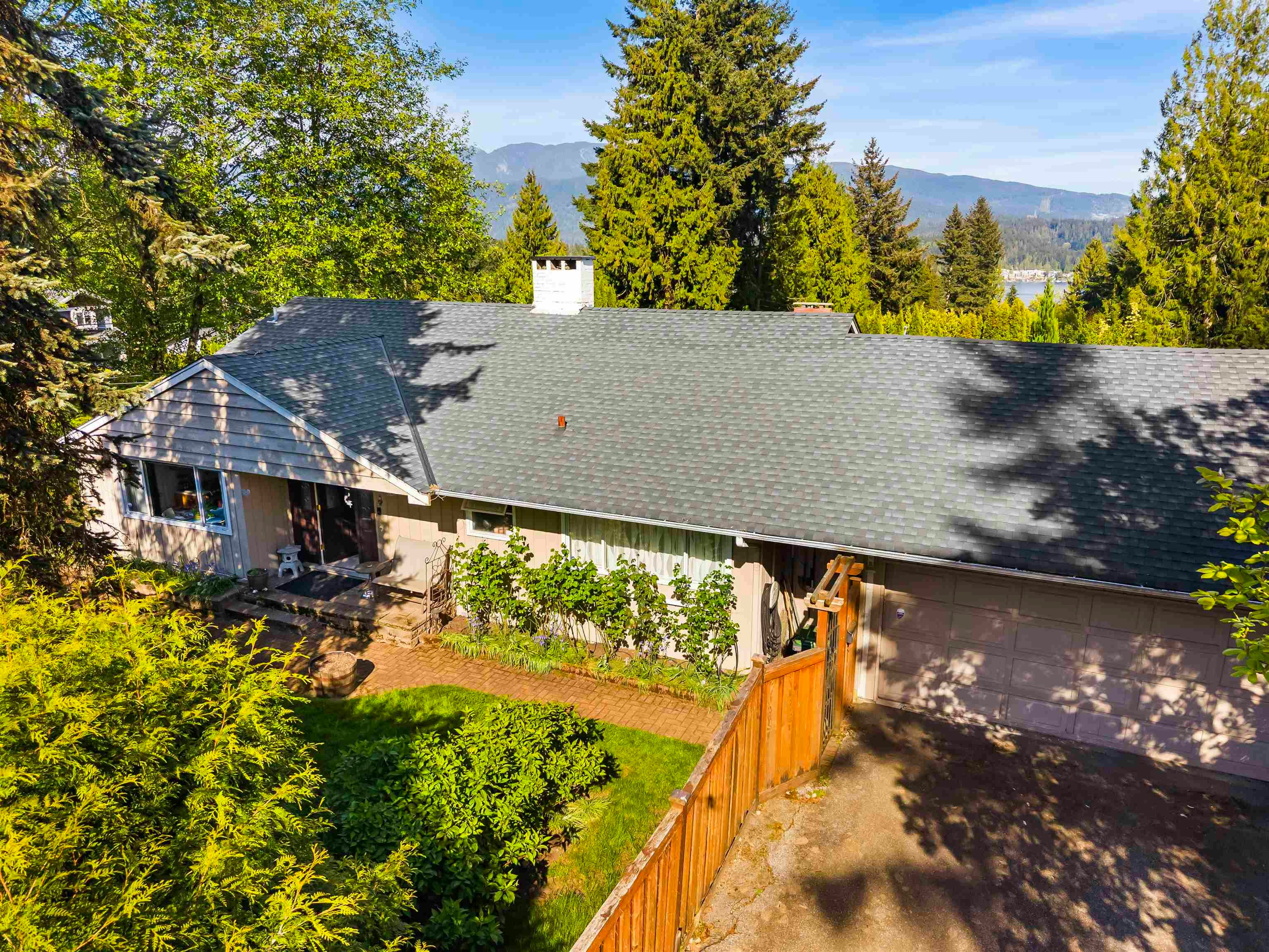 998 Fairway Drive - 4