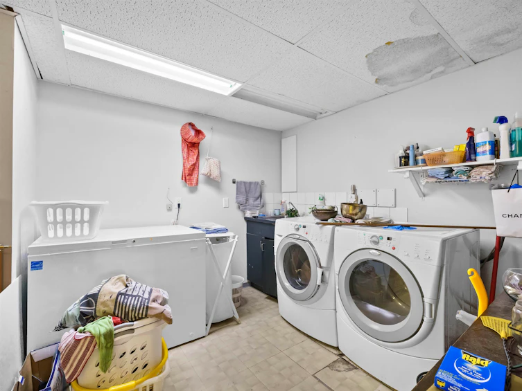 998 Fairway Drive, North Vancouver, BC, V7G 1L8 - 31