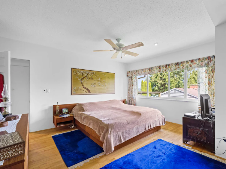 998 Fairway Drive, North Vancouver, BC, V7G 1L8 - 24