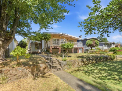 3055 Rosemont Drive - 3