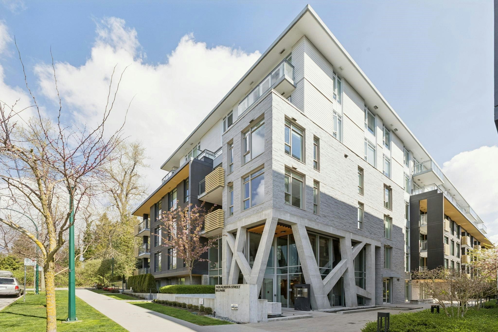 203-7428 Alberta Street, Vancouver, BC, V5X 0J5