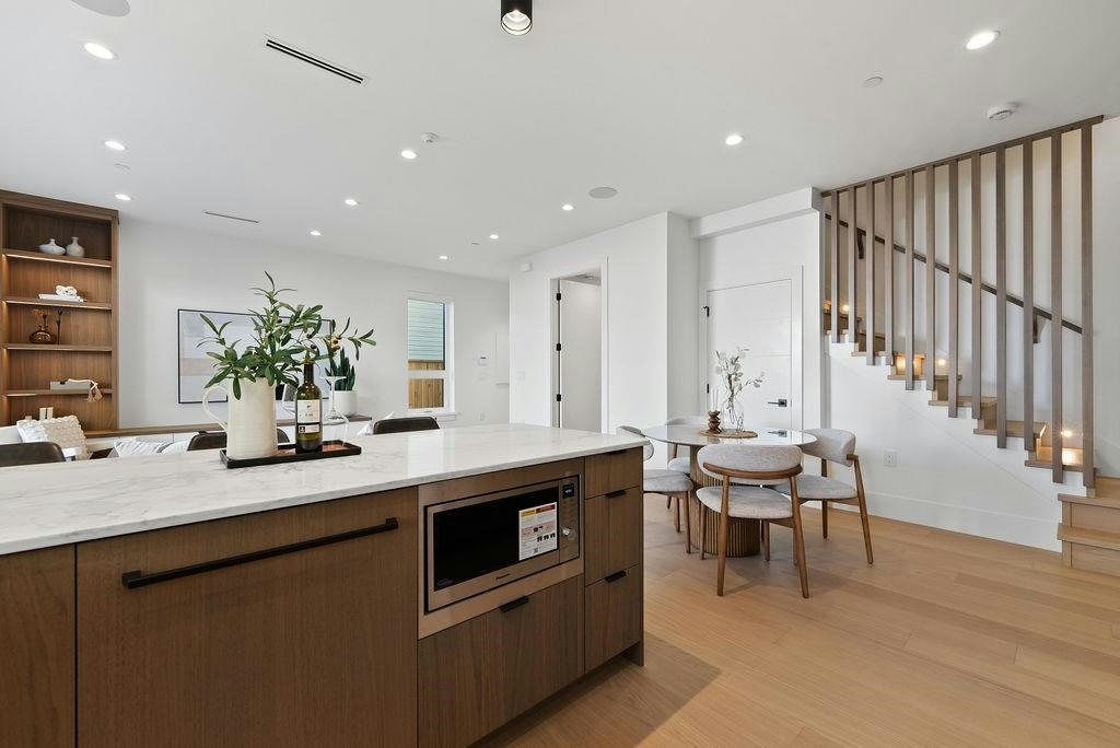 2-6318 Sophia Street, Vancouver, BC, V5W 2W6 - 7