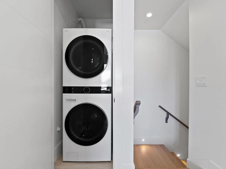 2-6318 Sophia Street, Vancouver, BC, V5W 2W6 - 24