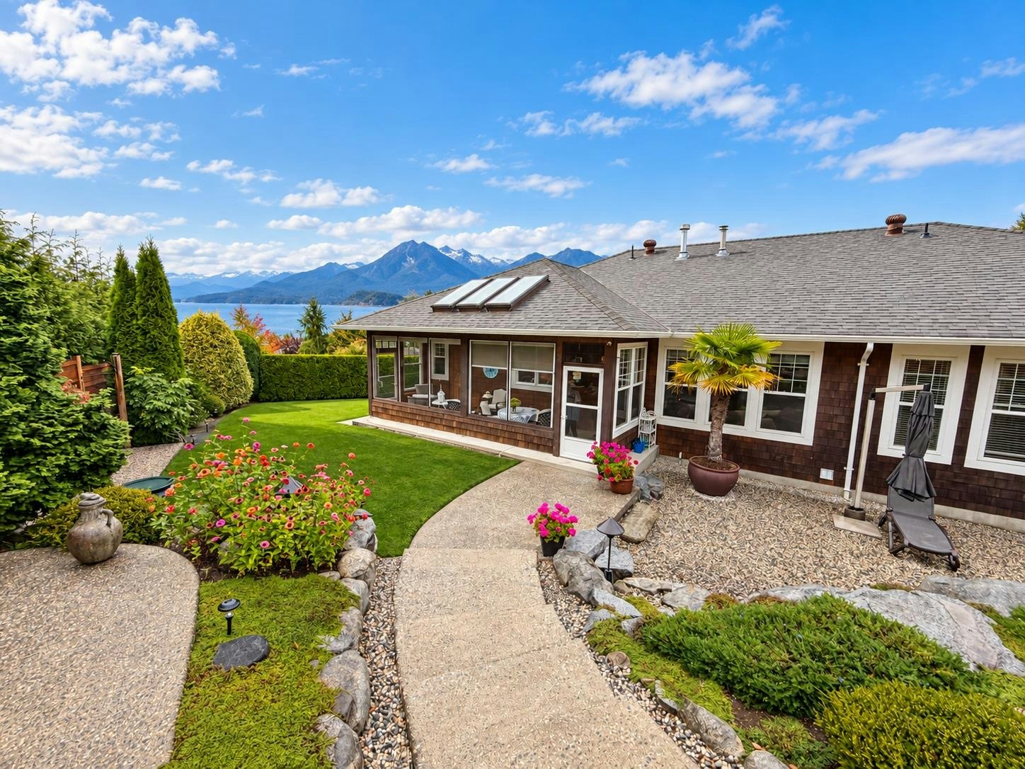 6161 Highmoor Place, Sechelt, BC, V7Z 0L1 - 9
