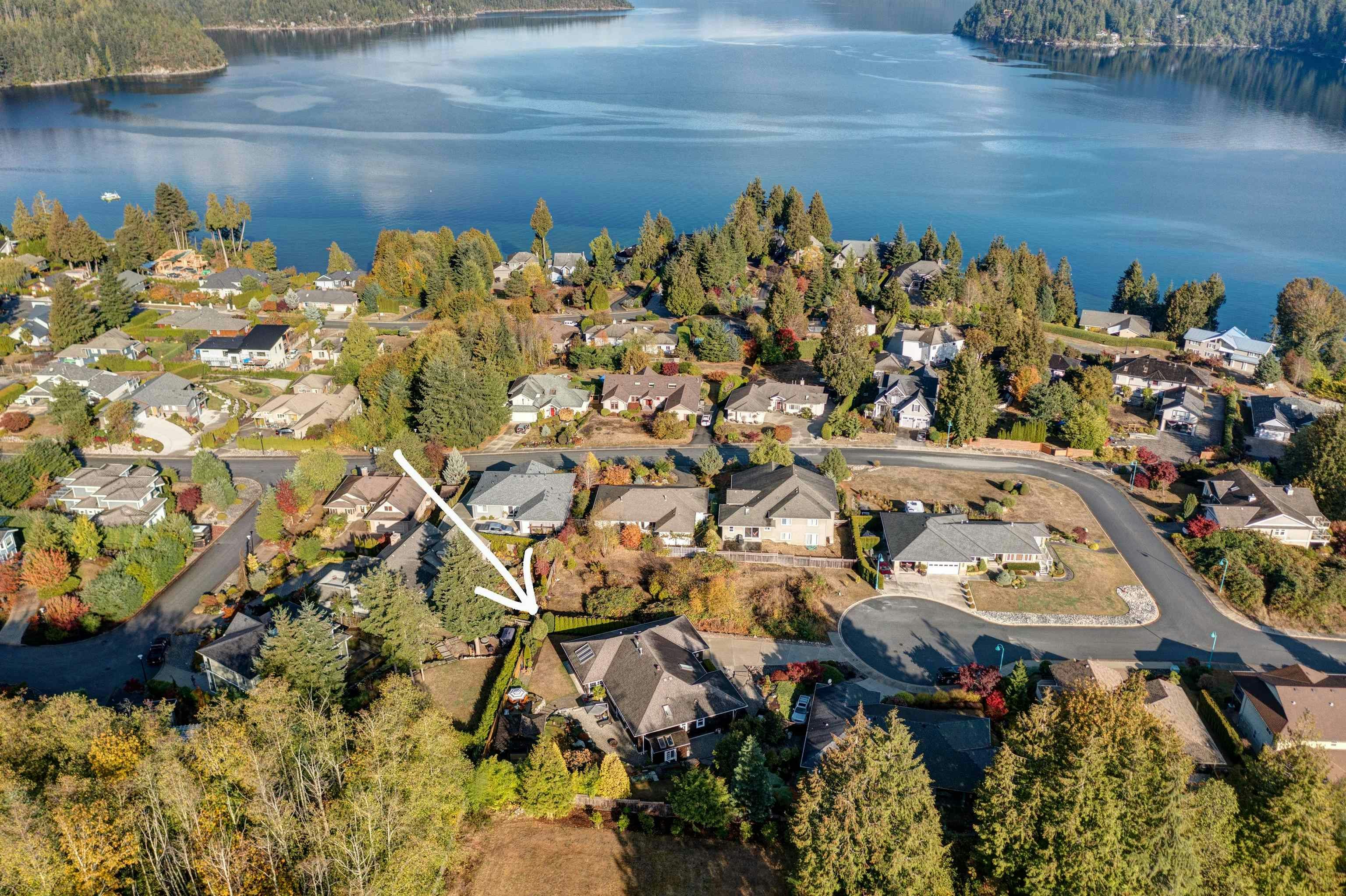 6161 Highmoor Place, Sechelt, BC, V7Z 0L1 - 10