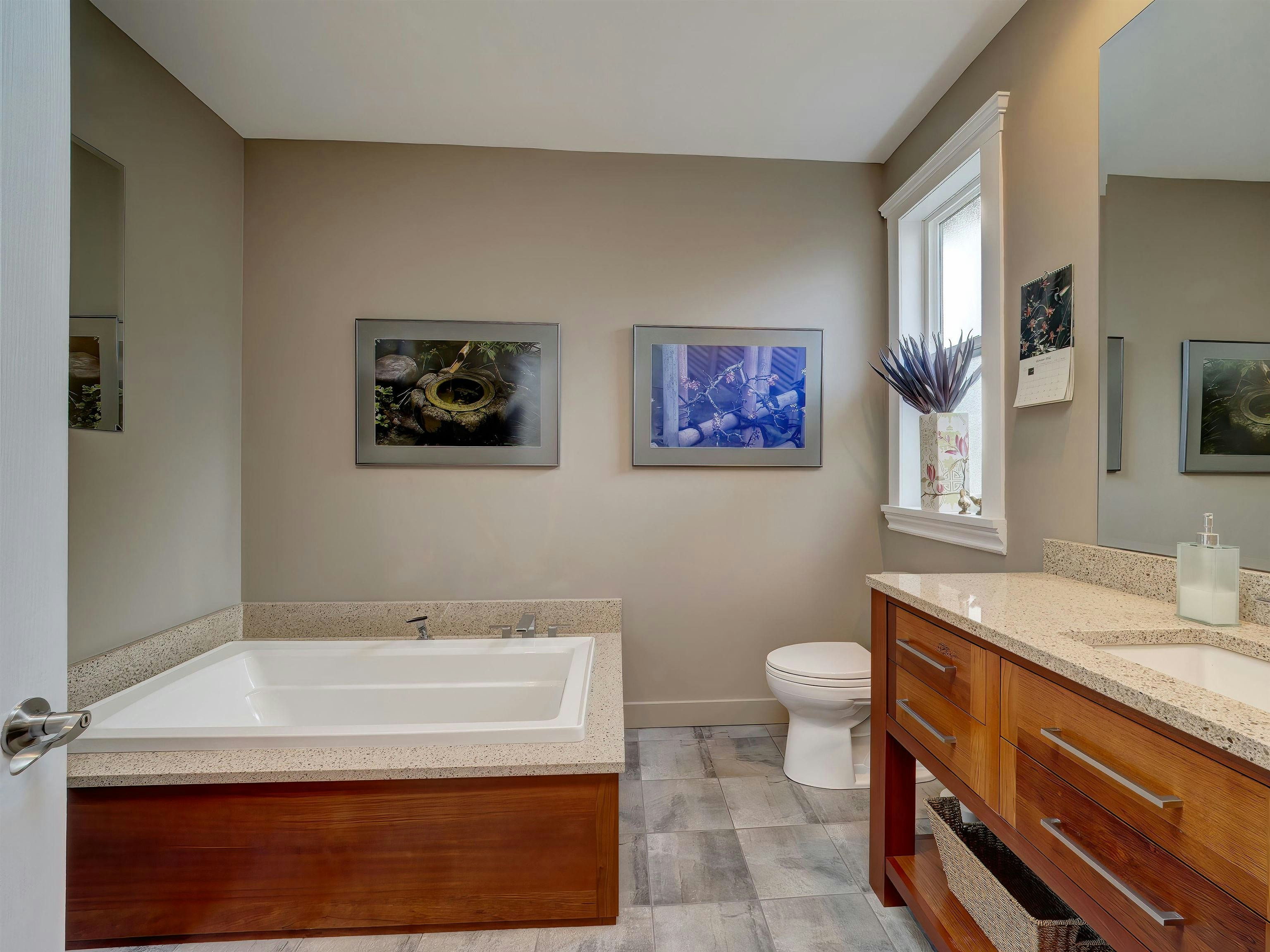 6161 Highmoor Place, Sechelt, BC, V7Z 0L1 - 27