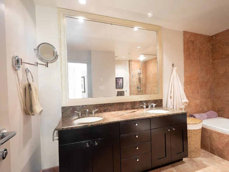 203-499 Broughton Street, Vancouver, BC, V6G 3K1 - 15