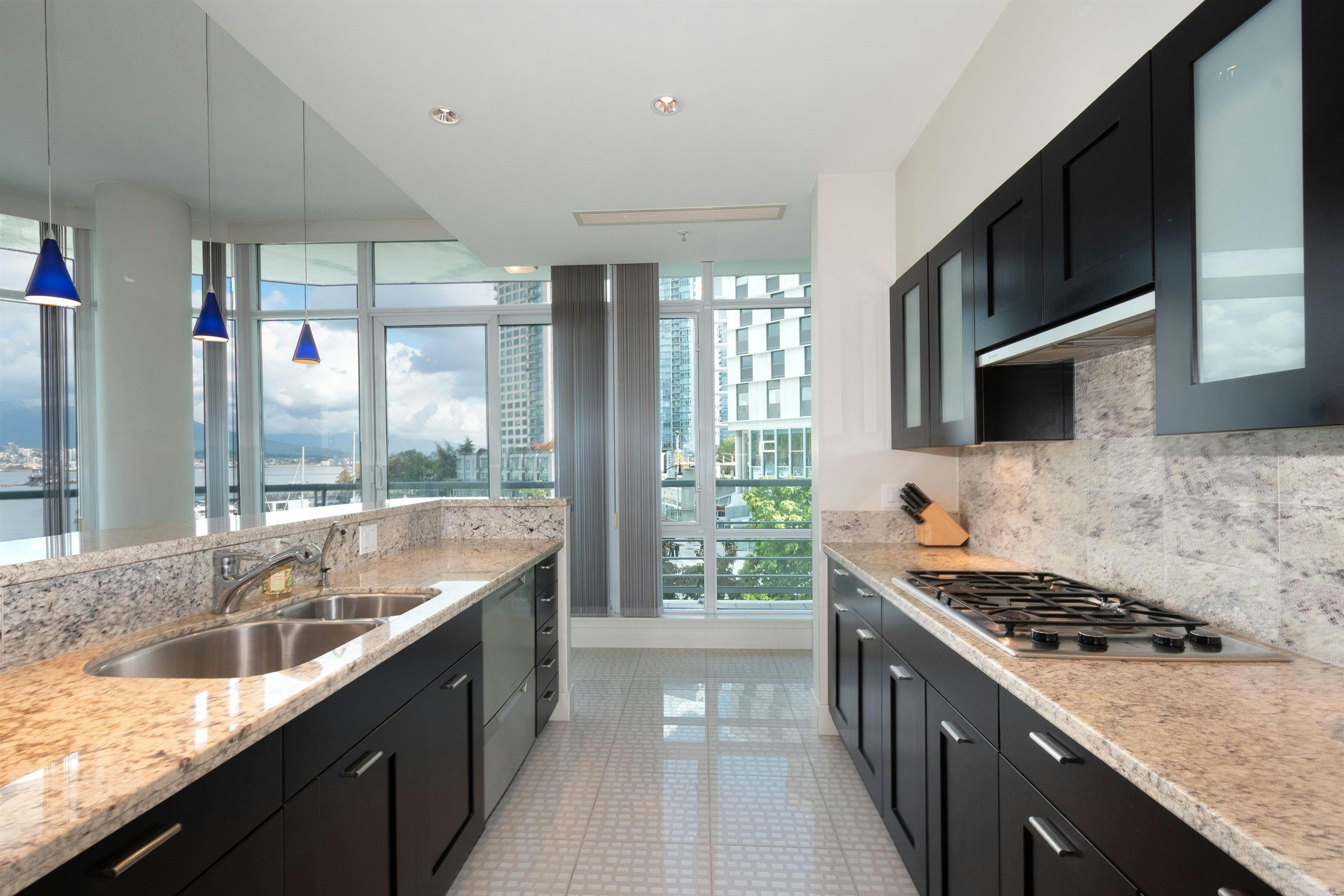 203-499 Broughton Street, Vancouver, BC, V6G 3K1 - 5