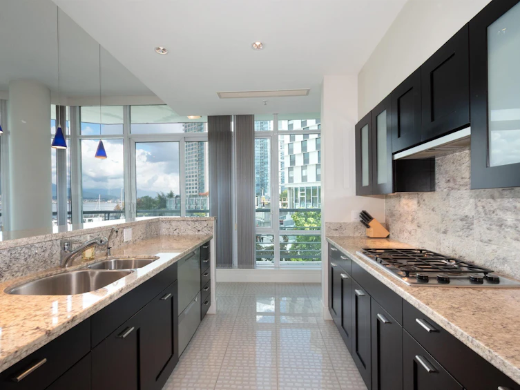203-499 Broughton Street, Vancouver, BC, V6G 3K1 - 5