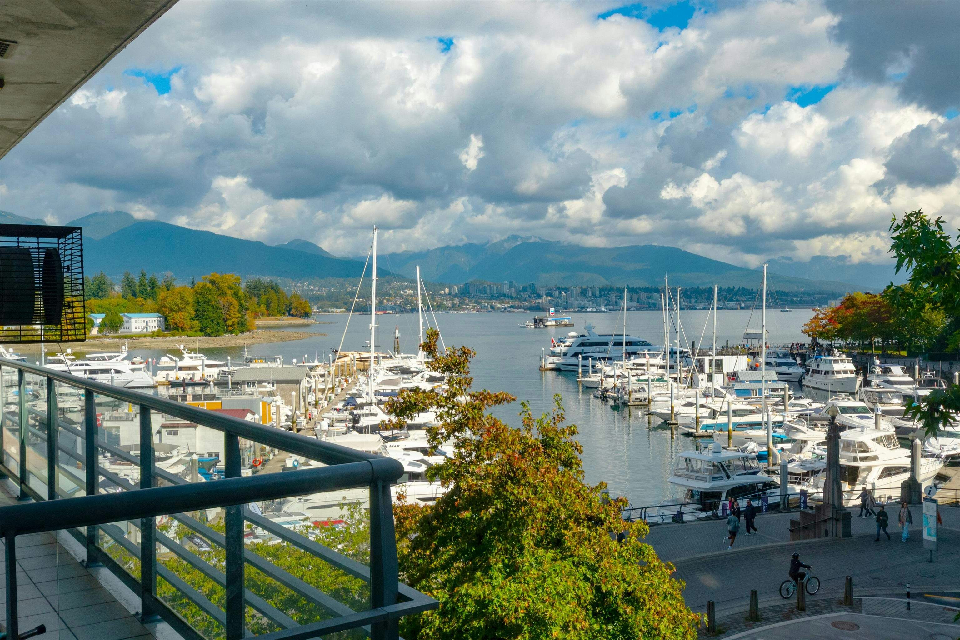 203-499 Broughton Street, Vancouver, BC, V6G 3K1 - 9