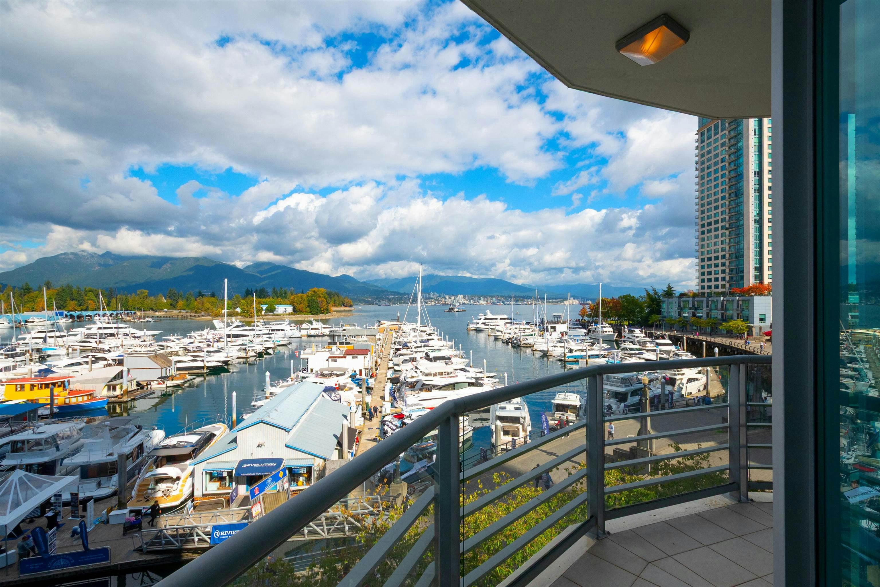 203-499 Broughton Street, Vancouver, BC, V6G 3K1 - 7