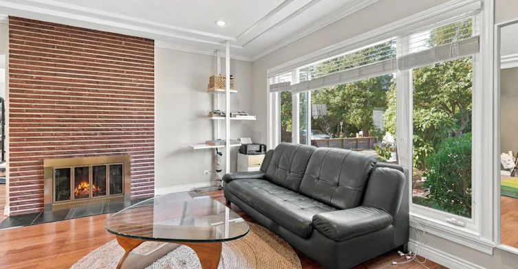4027 Sunnycrest Drive, North Vancouver, BC, V7R 3E3 - 3