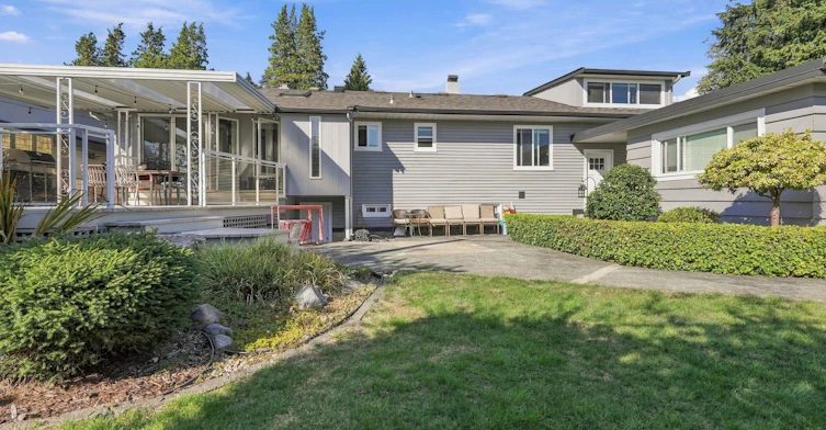 4027 Sunnycrest Drive, North Vancouver, BC, V7R 3E3 - 17