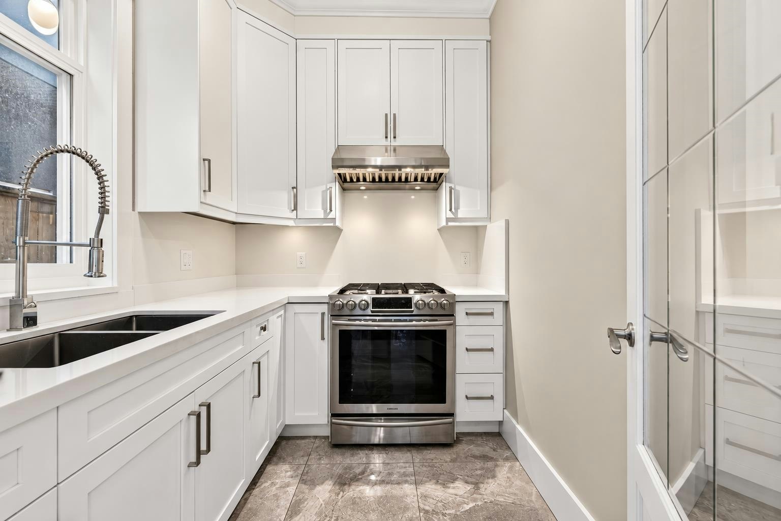 10346 Odlin Road, Richmond, BC, V6X 1E2 - 10