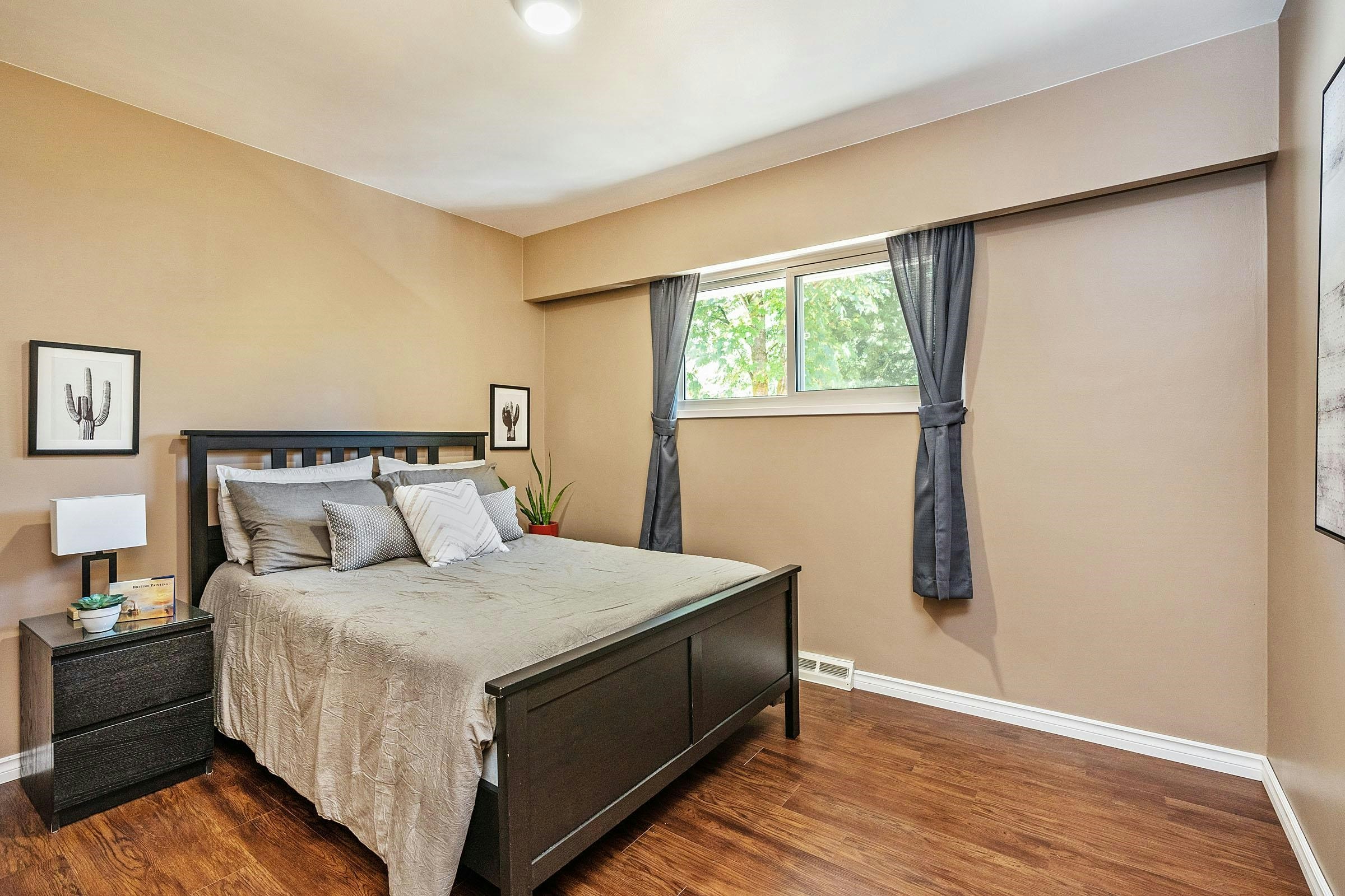 10530 154a Street, Surrey, BC, V3R 4K1 - 14