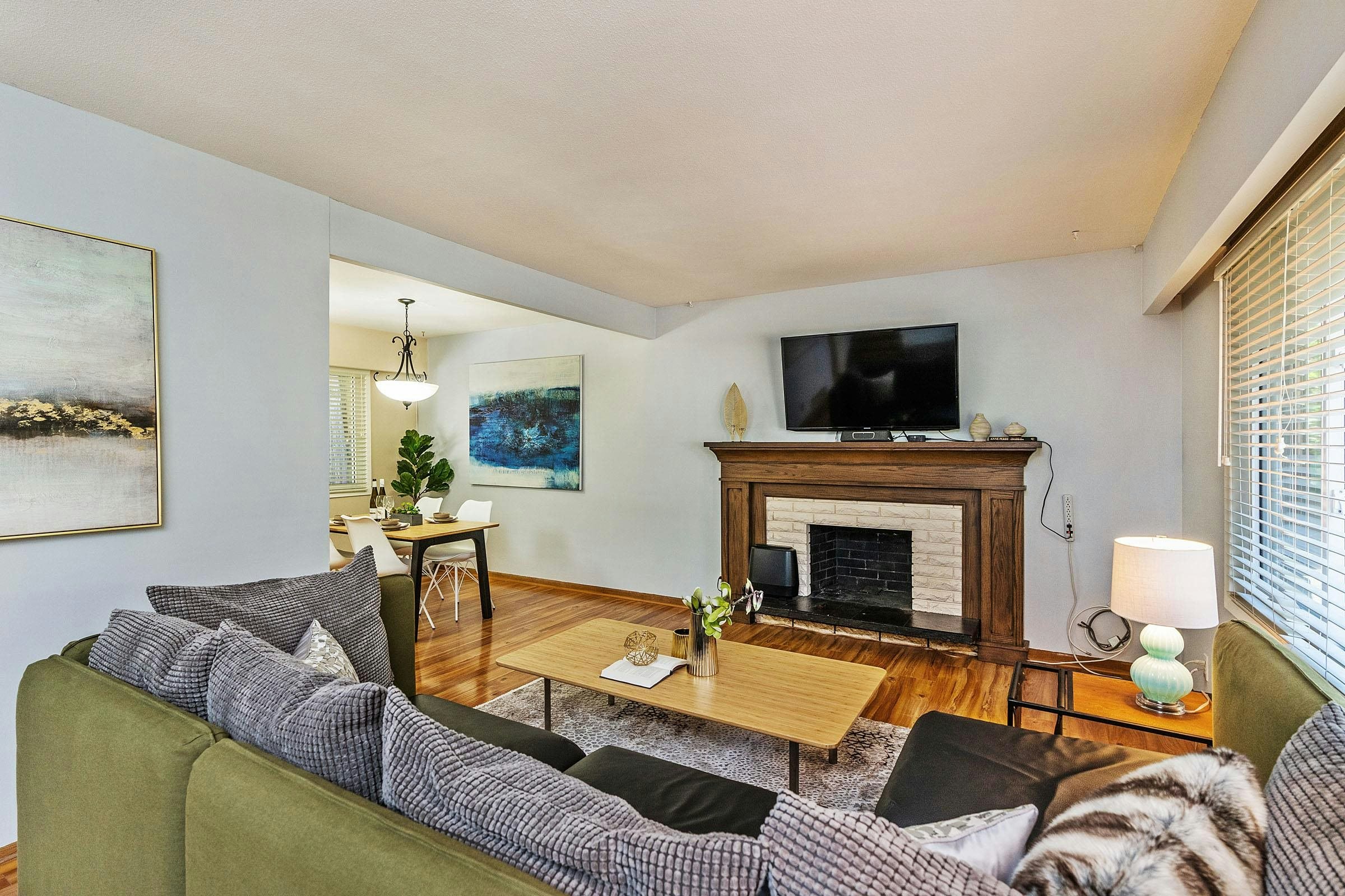 10530 154a Street, Surrey, BC, V3R 4K1 - 4