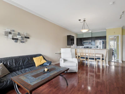 302-131 W 3rd Street - 3