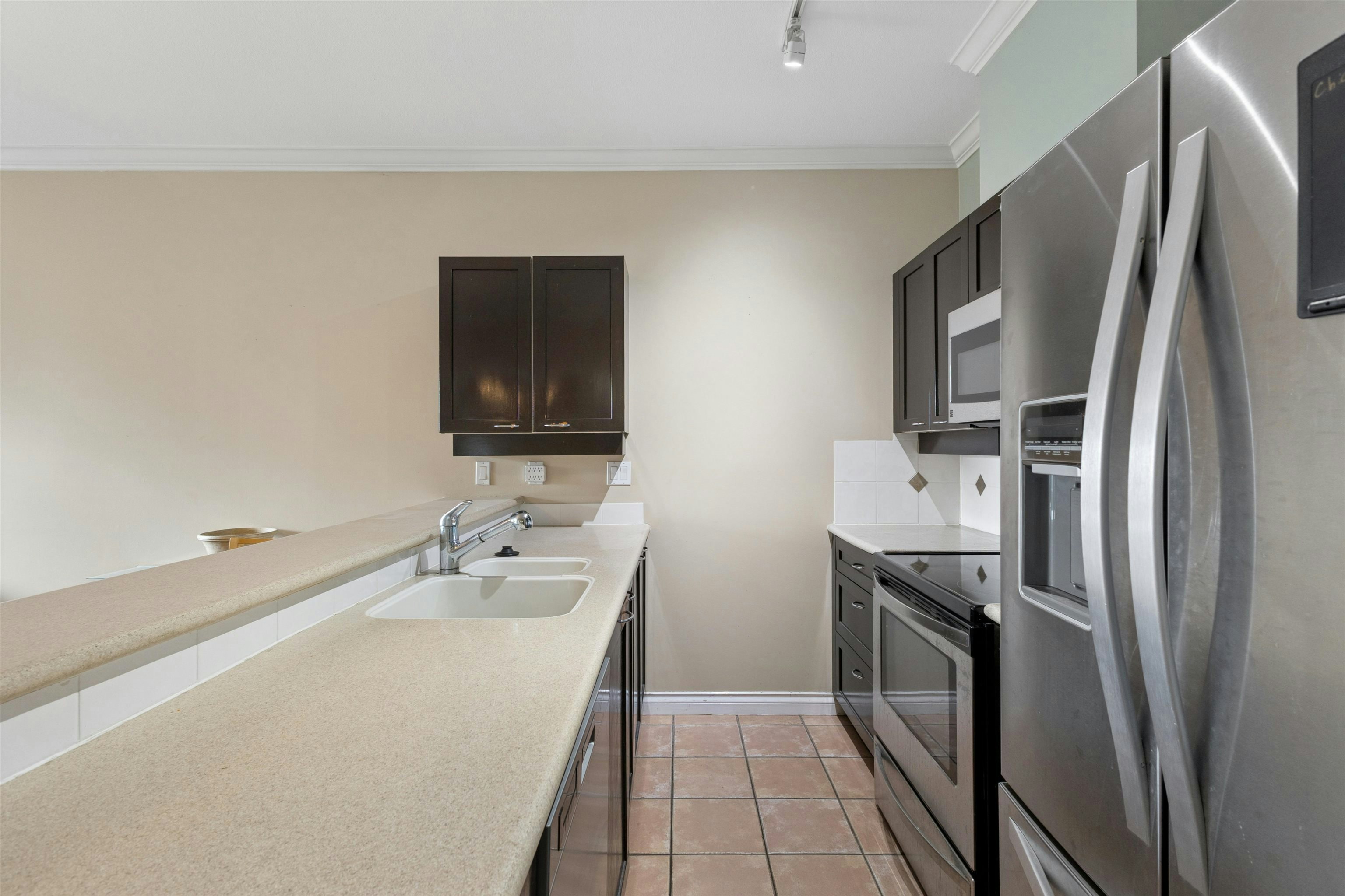 302-131 W 3rd Street, North Vancouver, BC, V7M 1E7 - 5