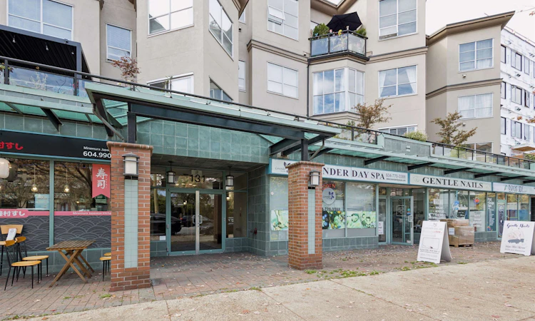 302-131 W 3rd Street