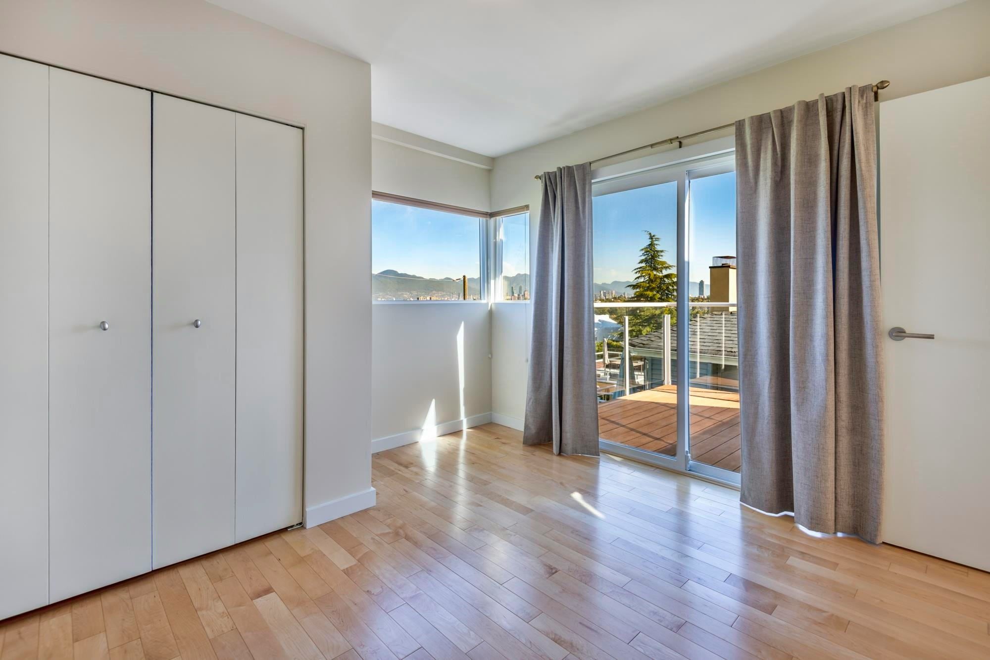 3249 W 21 Avenue, Vancouver, BC, V6L 1L3 - 26
