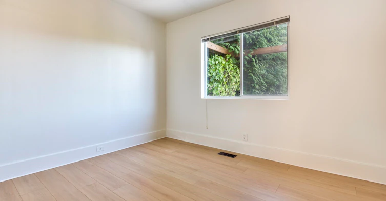 3249 W 21 Avenue, Vancouver, BC, V6L 1L3 - 10