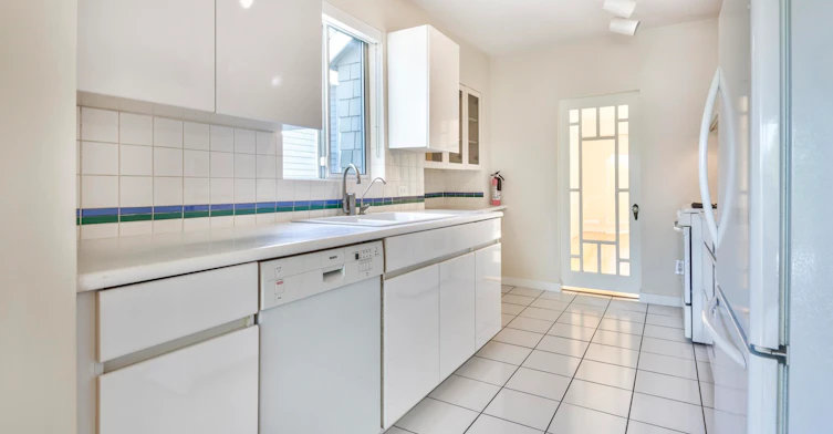 3249 W 21 Avenue, Vancouver, BC, V6L 1L3 - 11