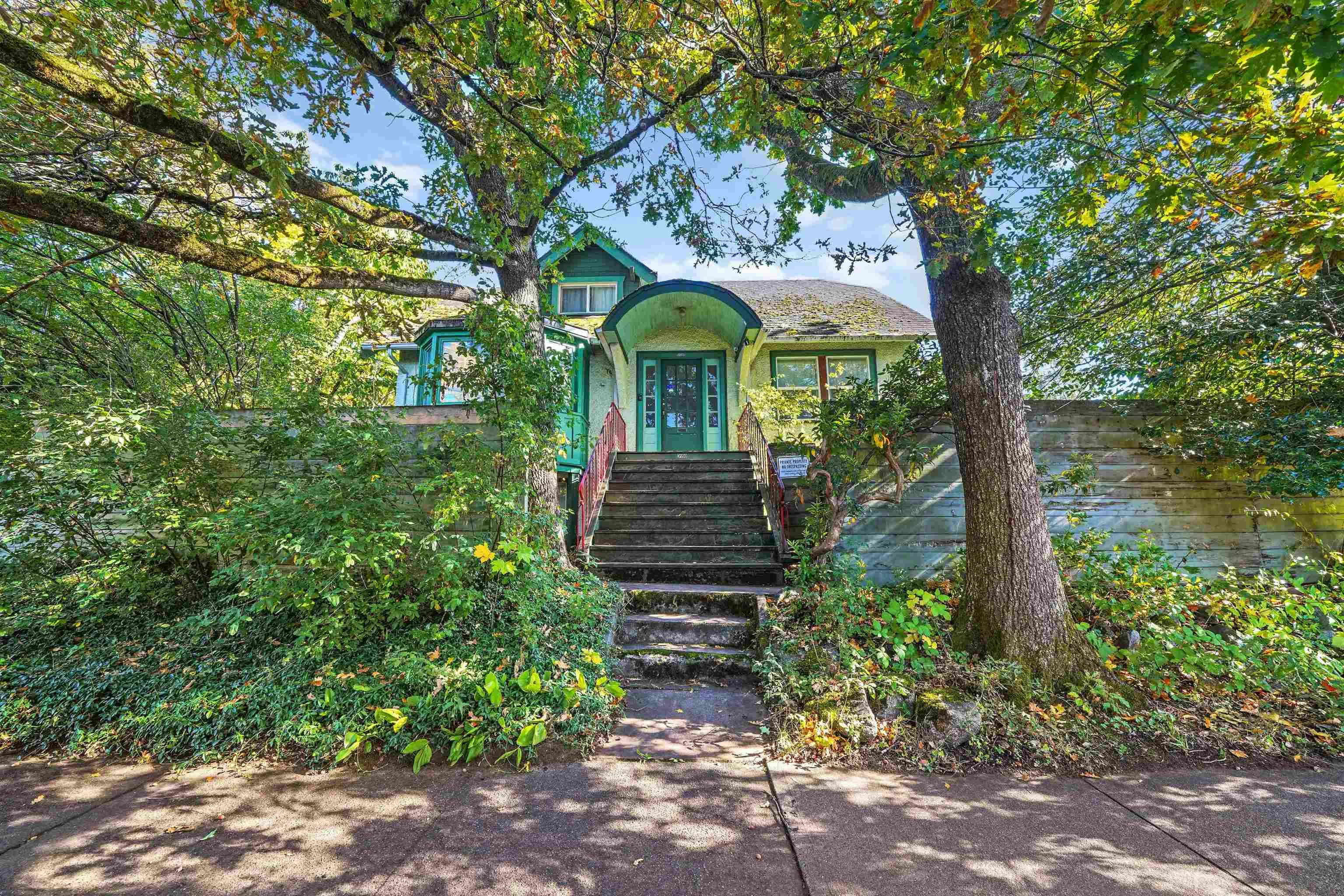 3500 Ash Street, Vancouver, BC, V5Z 3E7