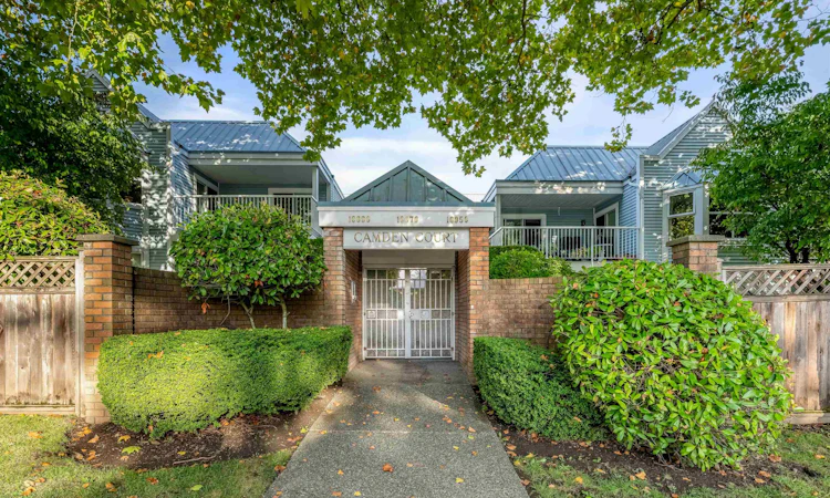 29-10090 137a Street