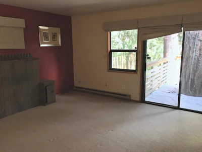 6400 Larch Street - 4