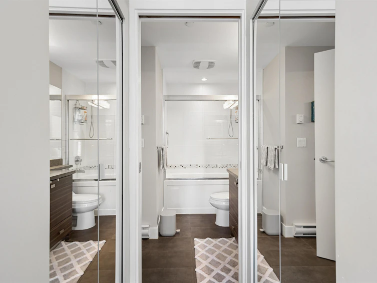 206-1273 Marine Drive, North Vancouver, BC, V7P 1T3 - 11