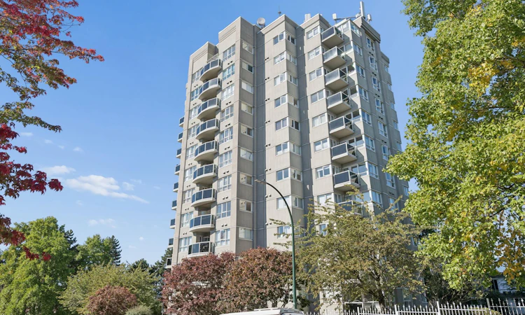 1204-1833 Frances Street