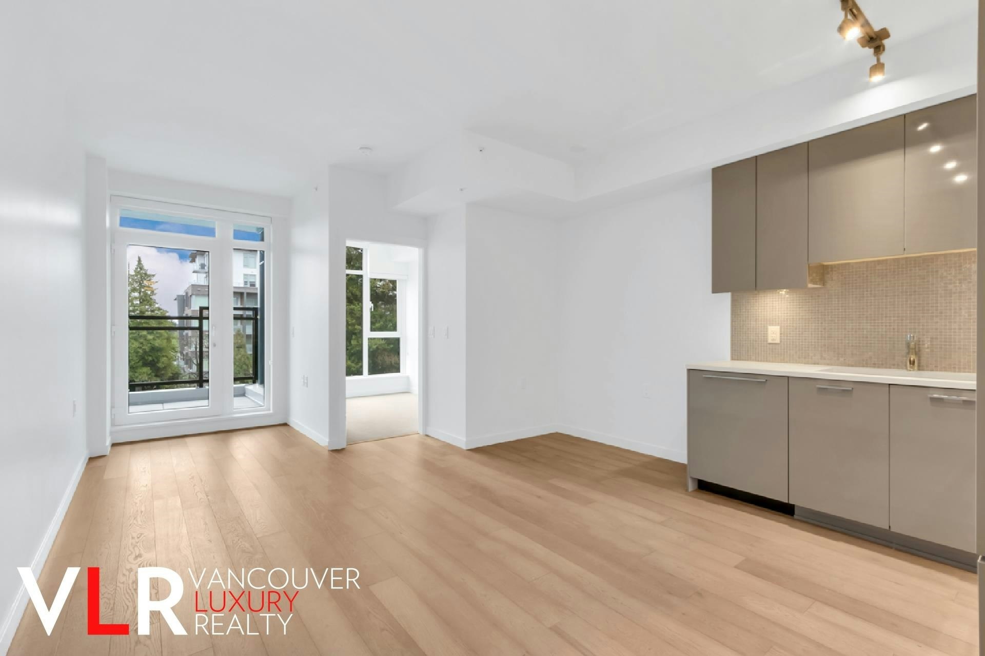 307-4171 Cambie Street, Vancouver, BC, V5Z 2Y2