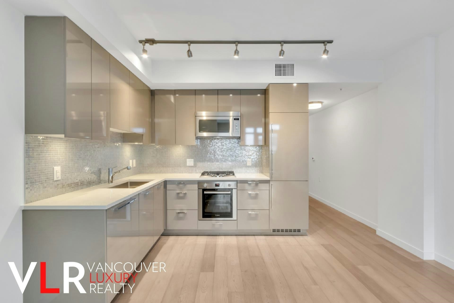307-4171 Cambie Street, Vancouver, BC, V5Z 2Y2 - 3