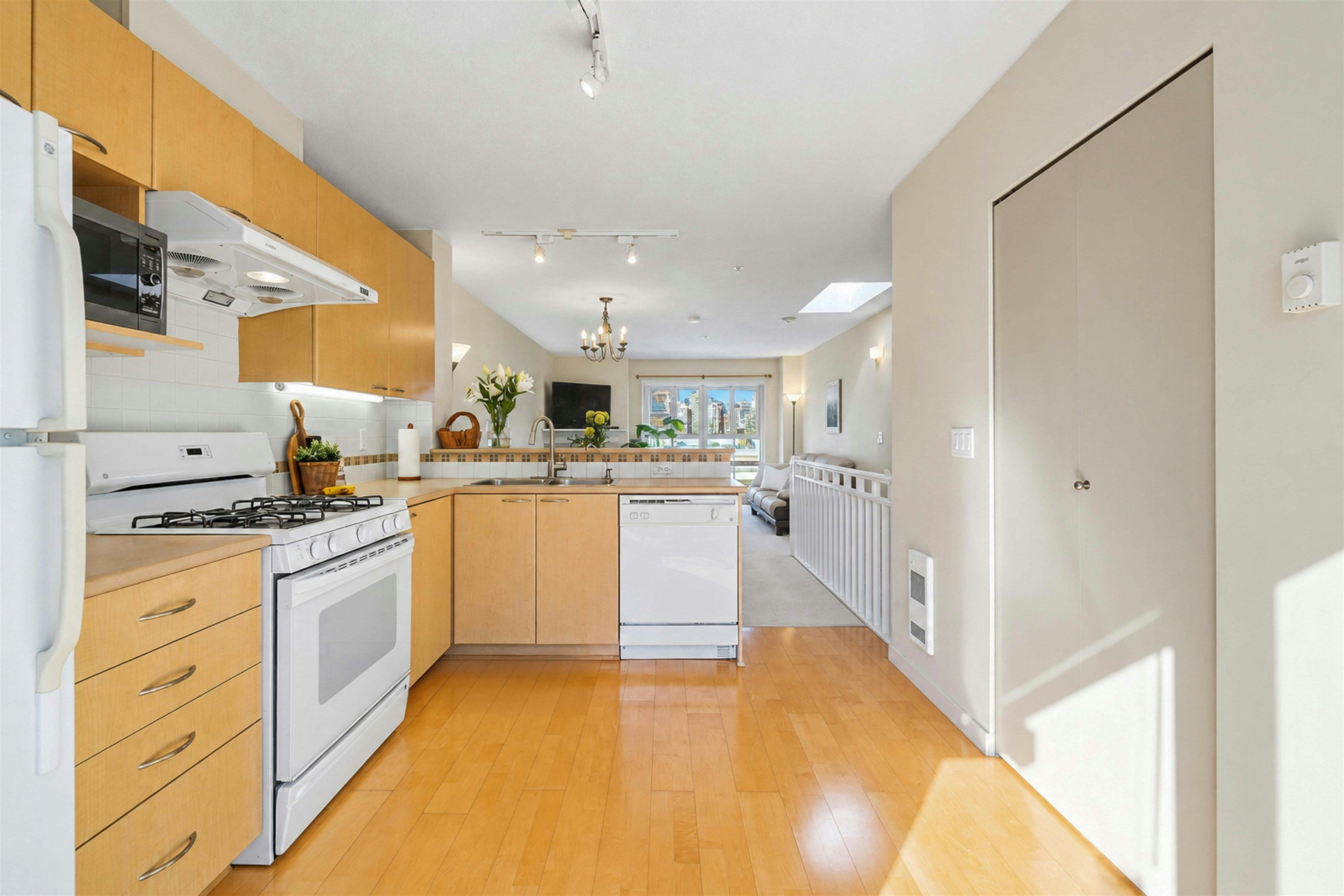 319-678 W 7th Avenue, Vancouver, BC, V5Z 1B5 - 16