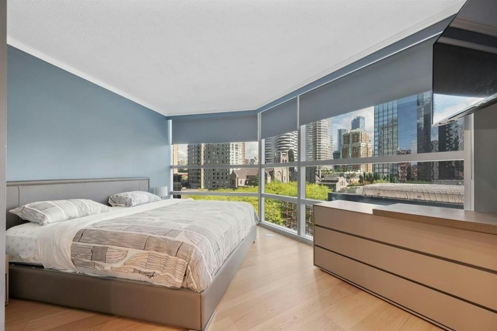 70X-1050 Burrard Street, Vancouver, BC, V6Z 2S3 - 16