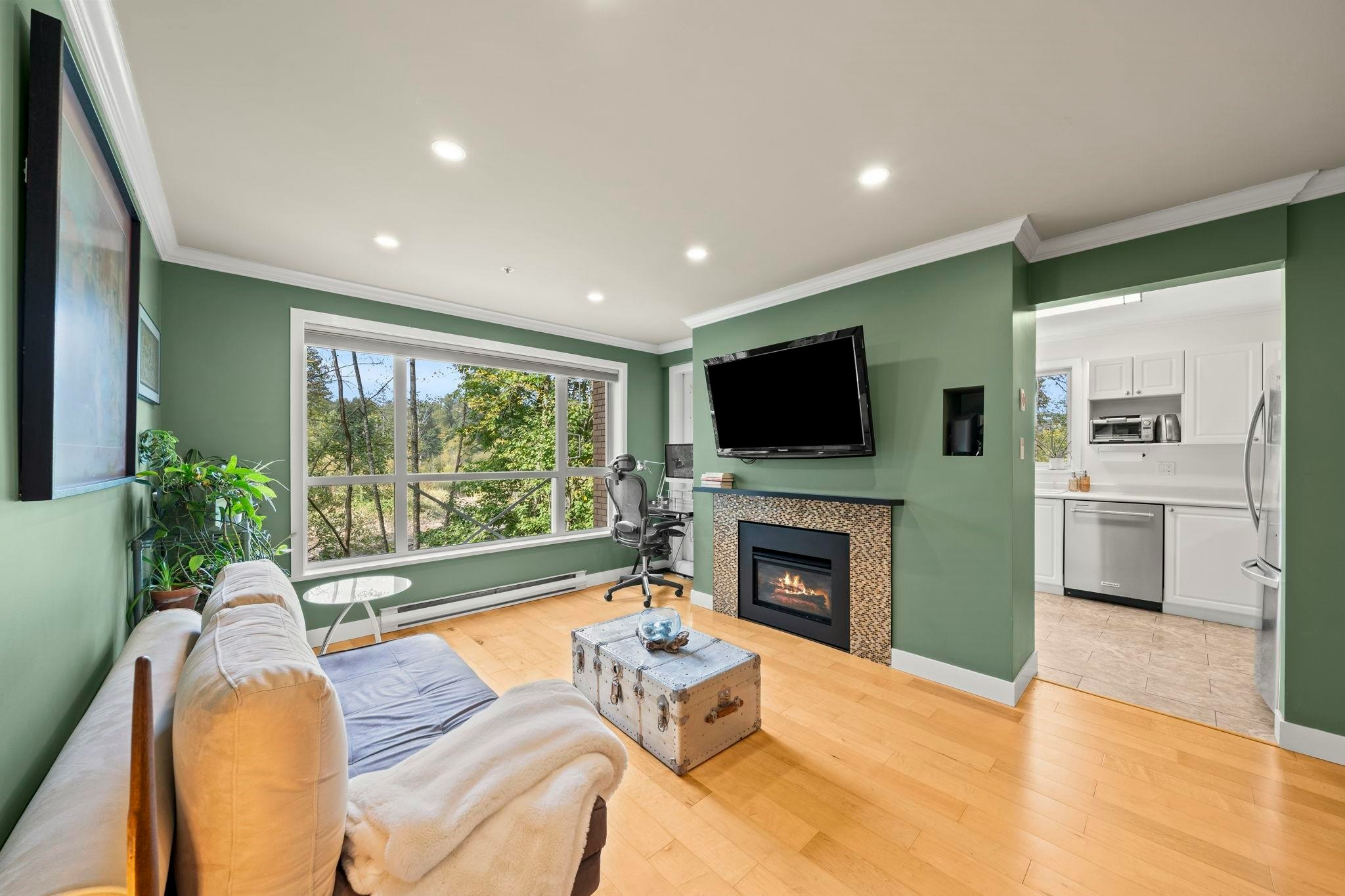 217-2551 Parview Lane - 5
