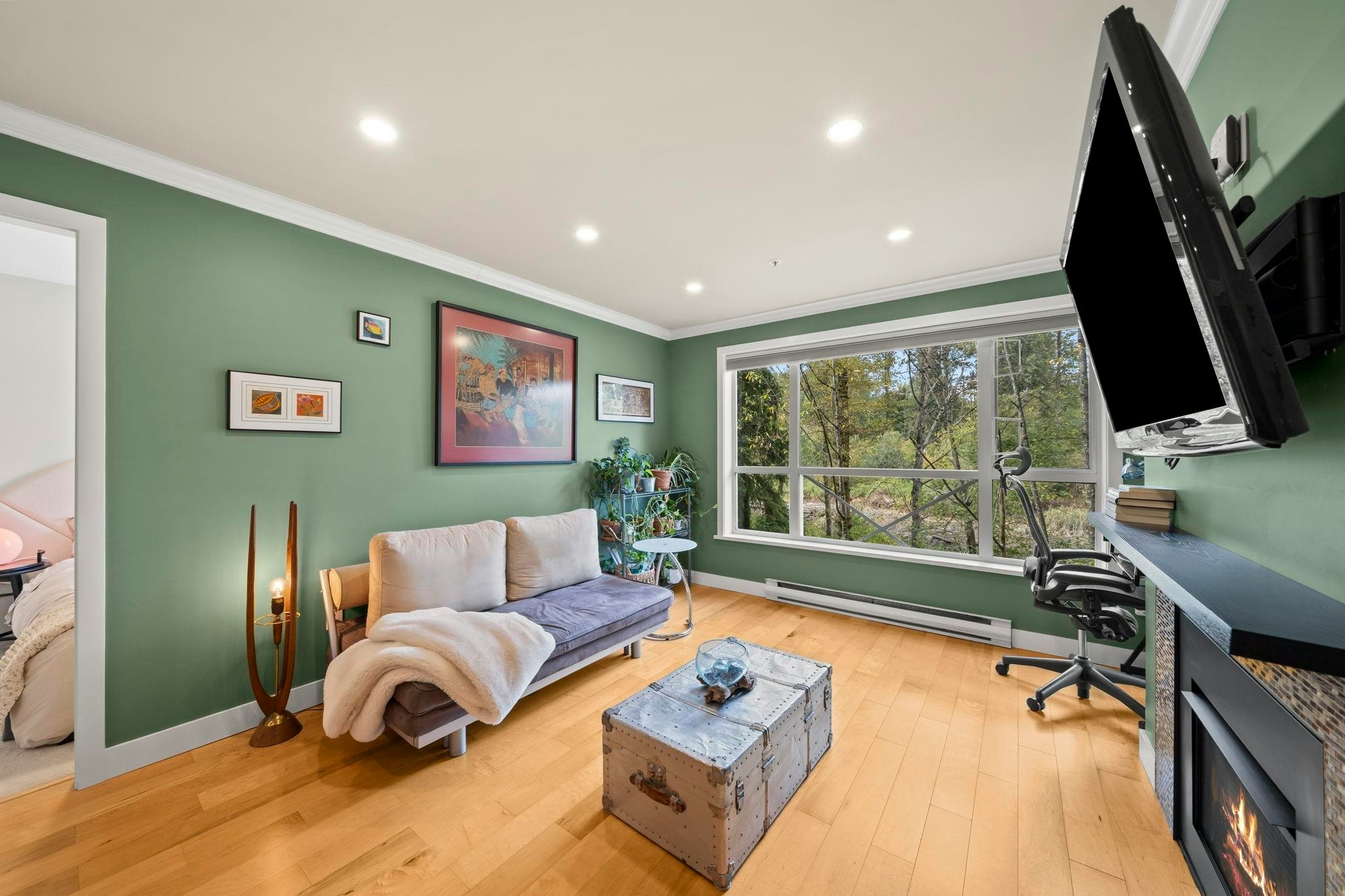 217-2551 Parview Lane - 4